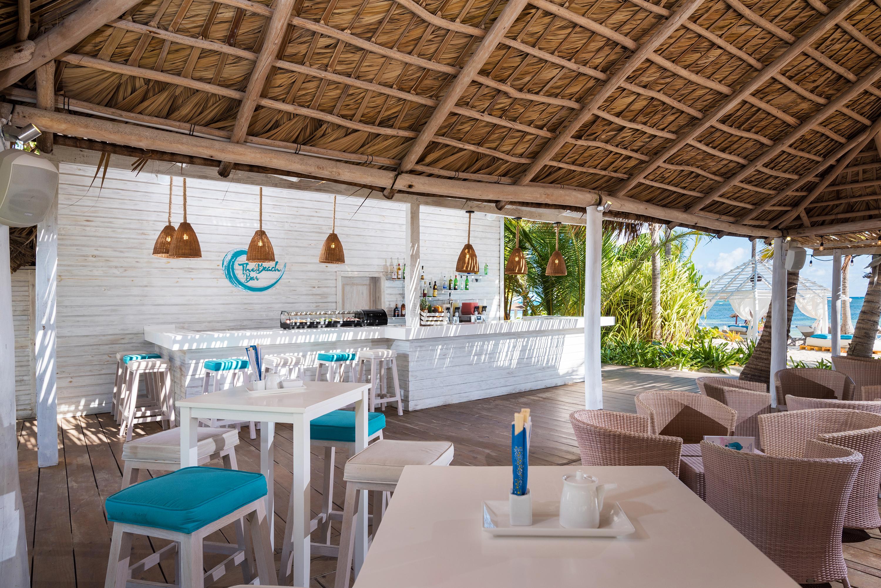Catalonia Royal Bavaro (Adults Only) Punta Cana Bagian luar foto The Beach Club