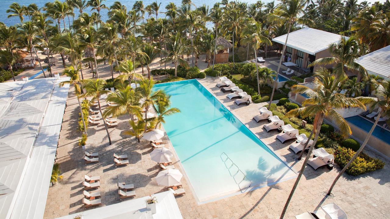 Catalonia Royal Bavaro (Adults Only) Punta Cana Bagian luar foto Aerial view of the pool at the Eden Rock Cap-Ojibara
