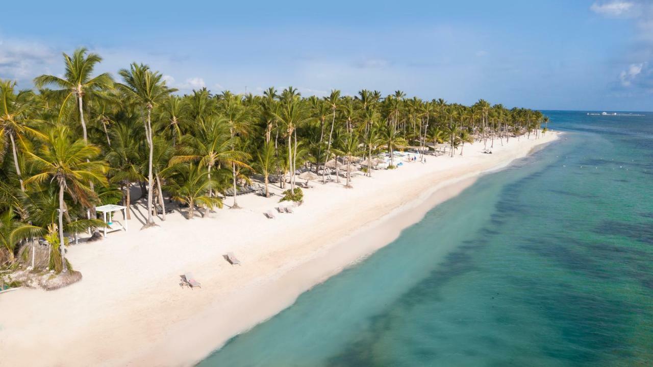 Catalonia Royal Bavaro (Adults Only) Punta Cana Bagian luar foto Beach at the island of Providência